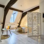 Loft Chaleureux Vue Directe Sur Le Beffroi - Centre-ville Secteur Tribunal - Nouveau Routeur Wifi Apartment Douai