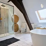 Loft Chaleureux Vue Directe Sur Le Beffroi - Centre-ville Secteur Tribunal - Nouveau Routeur Wifi Apartment