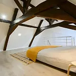 Loft Chaleureux Vue Directe Sur Le Beffroi - Centre-ville Secteur Tribunal - Nouveau Routeur Wifi Apartment *