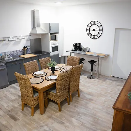 Appartement Loft Chaleureux Vue Directe Sur Le Beffroi - Centre-ville Secteur Tribunal - Nouveau Routeur Wifi Douai