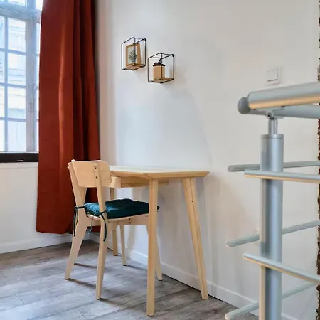 Διαμέρισμα Loft Chaleureux Vue Directe Sur Le Beffroi - Centre-ville Secteur Tribunal - Nouveau Routeur Wifi Ντουαί